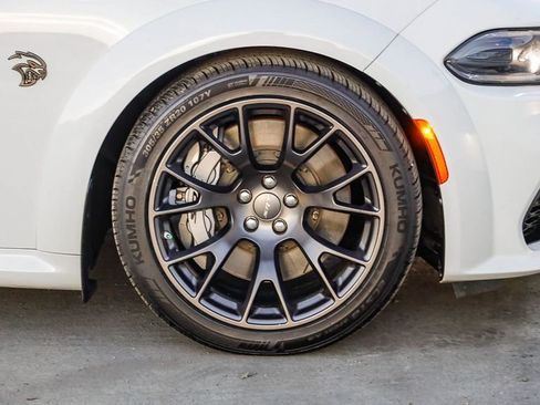 Used 2021 Dodge Charger SRT Hellcat image 11