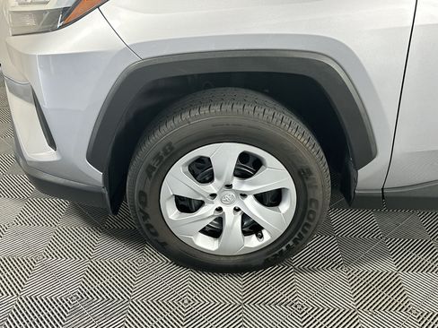 Used 2024 Toyota RAV4 LE FWD image 11