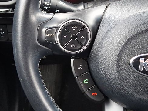 Used 2018 Kia Soul + image 20