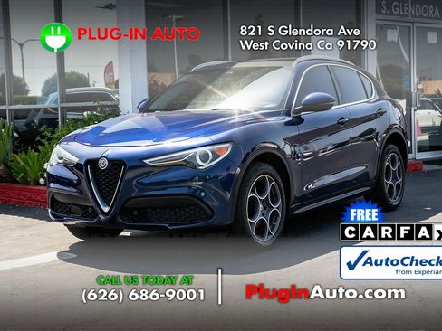 Used 2018 Alfa Romeo Stelvio AWD image 1