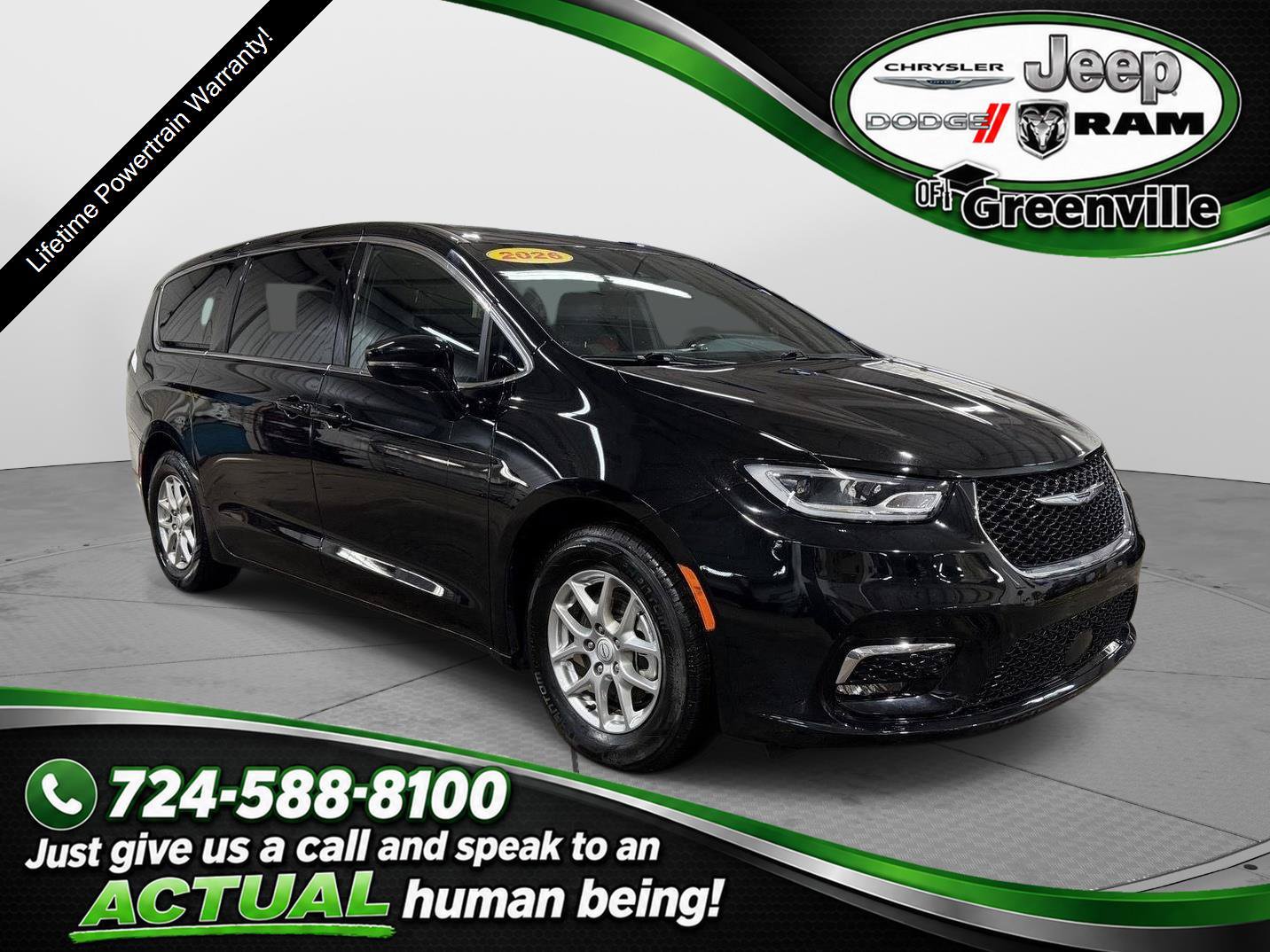 Used 2026 Chrysler Pacifica Select FWD image 1