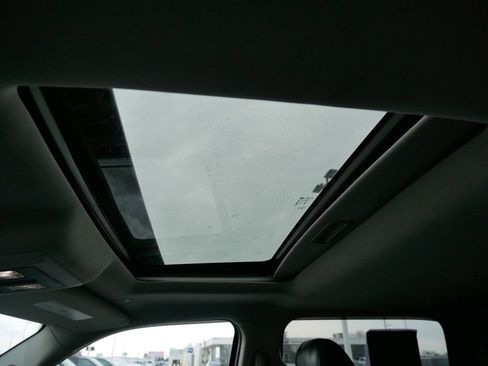 Used 2017 RAM 1500 Sport w/ Black Ram 1500 Sport Group image 10