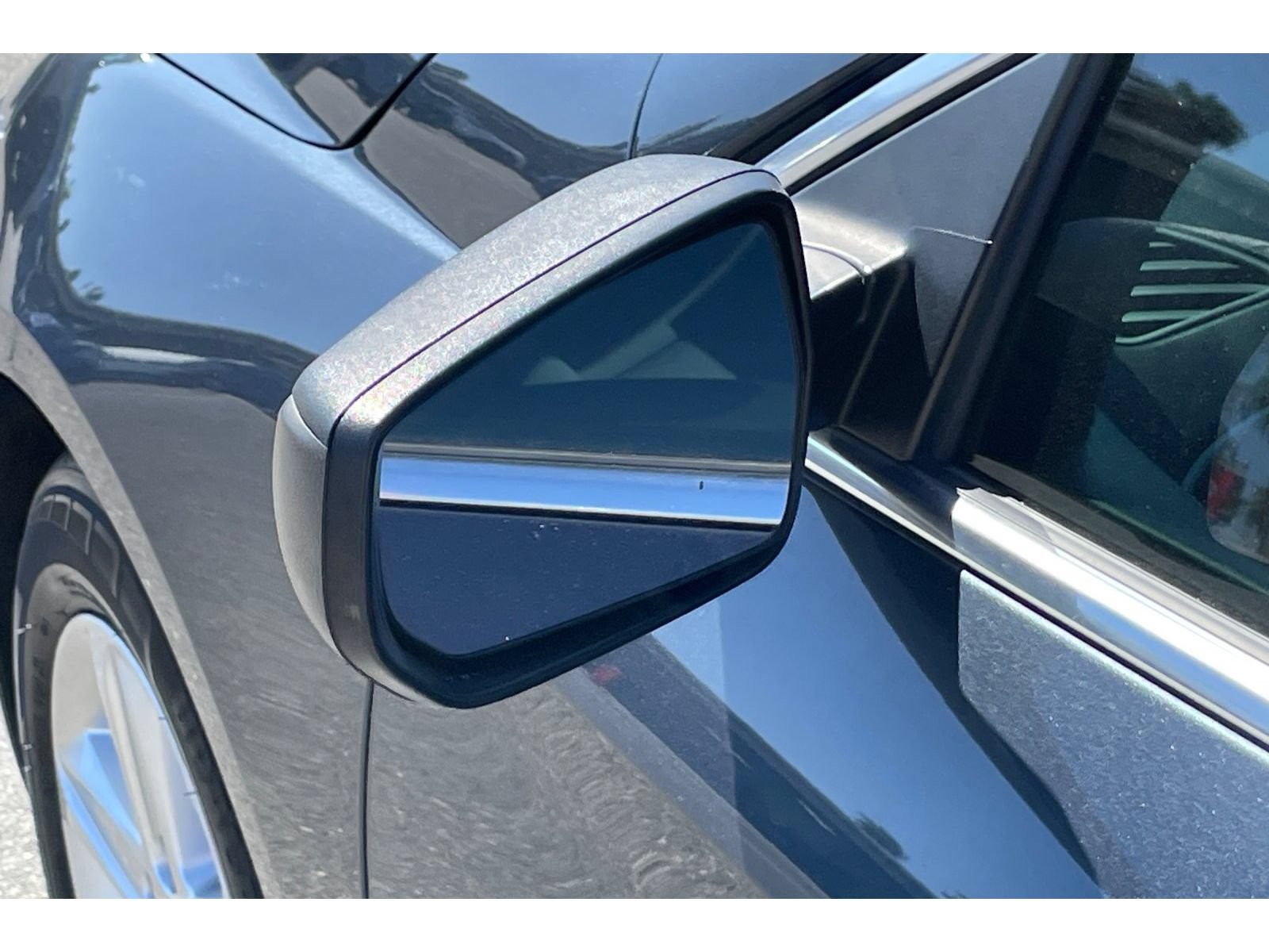 Used 2020 Chevrolet Malibu LS FWD image 45