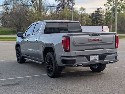 Used 2023 GMC Sierra 1500 Denali w/ Denali Reserve Package AWD/4WD image 6
