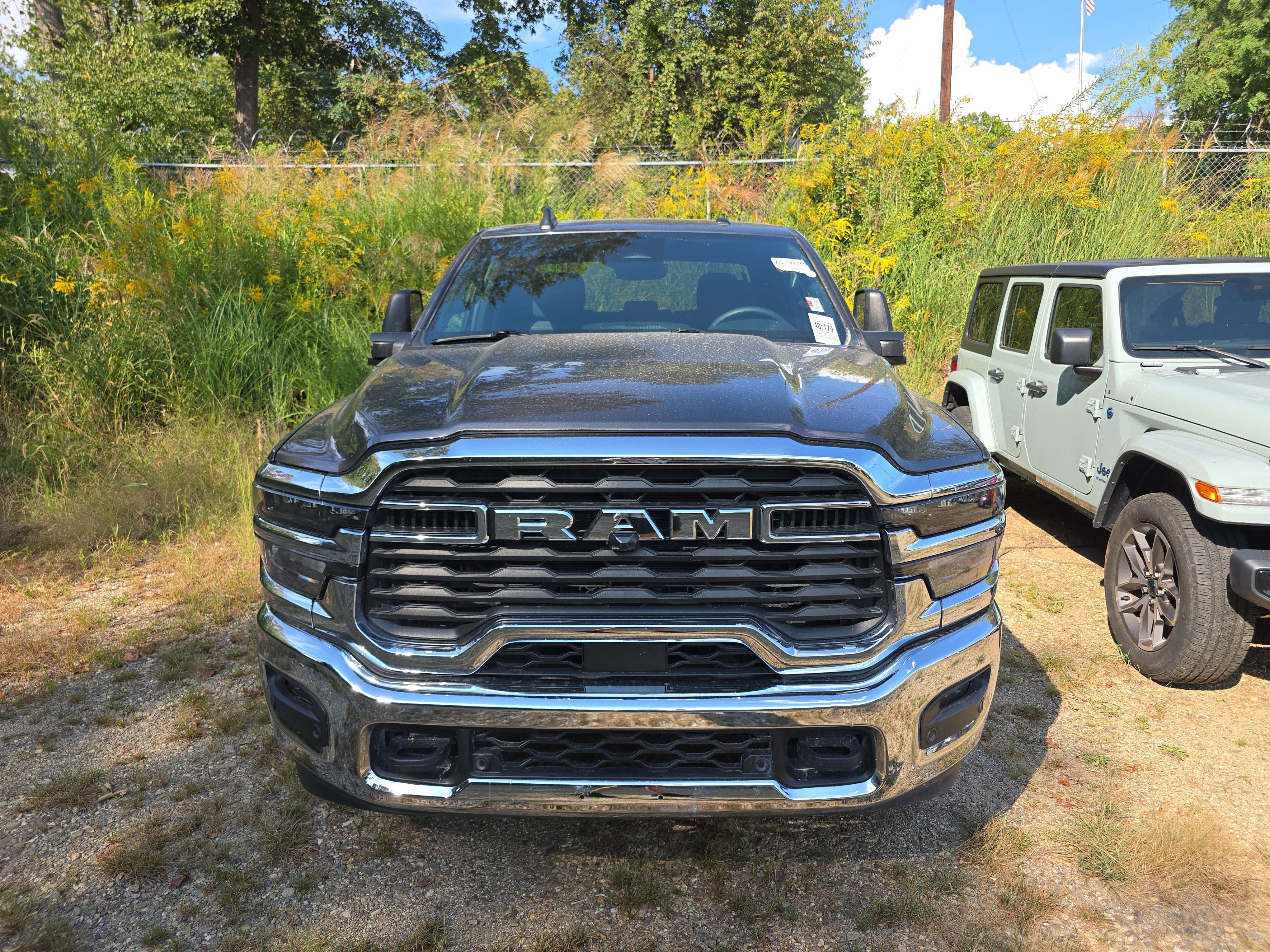 Used 2026 RAM 2500 Big Horn AWD/4WD image 2