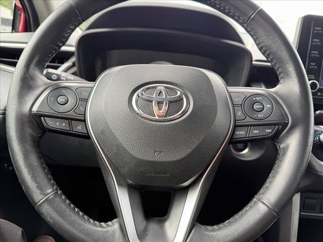 Used 2022 Toyota Corolla Cross LE w/ Moonroof Package AWD/4WD image 19