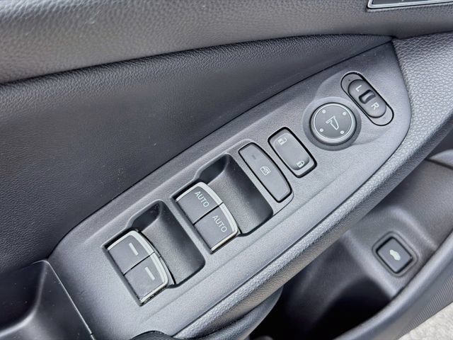 Used 2022 Honda Accord Touring image 21