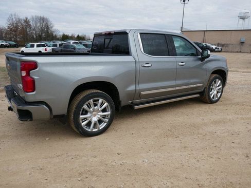 New 2026 Chevrolet Silverado 1500 High Country image 3