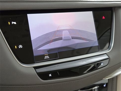 Used 2025 Cadillac XT5 Premium Luxury image 25