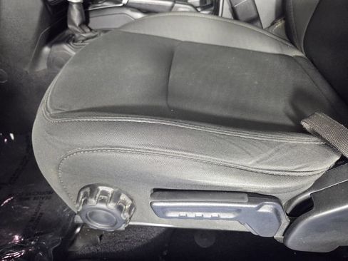 Used 2020 Jeep Gladiator Sport AWD/4WD image 12