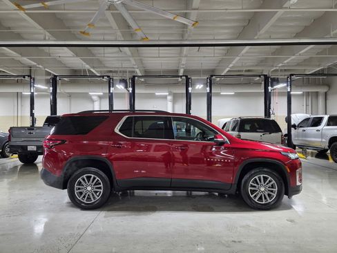 Used 2023 Chevrolet Traverse LT w/ LPO, Floor Liner Package image 8