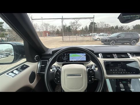 Used 2021 Land Rover Range Rover Sport HSE Silver Edition image 10