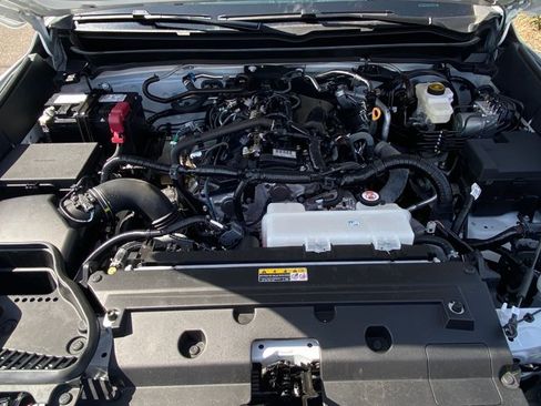 Certified 2025 Toyota Tacoma TRD Sport AWD/4WD image 25