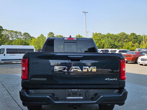 Used 2025 RAM 1500 Big Horn AWD/4WD image 6