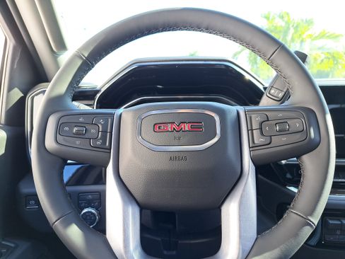 New 2025 GMC Sierra 1500 Elevation w/ LPO, Elevation Black Package image 24