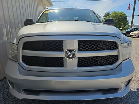 Used 2016 RAM 1500 Express AWD/4WD image 12