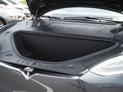 Used 2020 Tesla Model S Long Range AWD/4WD image 32
