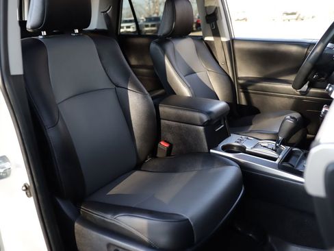 Used 2021 Toyota 4Runner SR5 Premium w/ Moonroof Package image 33