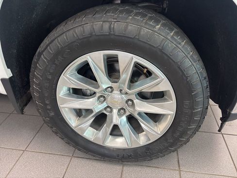 Used 2022 Chevrolet Silverado 1500 LTZ AWD/4WD image 10