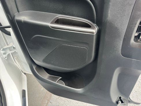 Used 2022 Chevrolet Colorado LT w/ Fleet Safety Package image 21