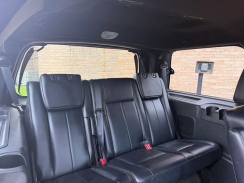 Used 2017 Ford Expedition Limited w/ Equipment Group 301A RWD image 12