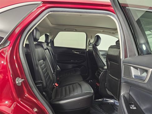 Used 2016 Ford Edge SEL w/ Equipment Group 201A image 13