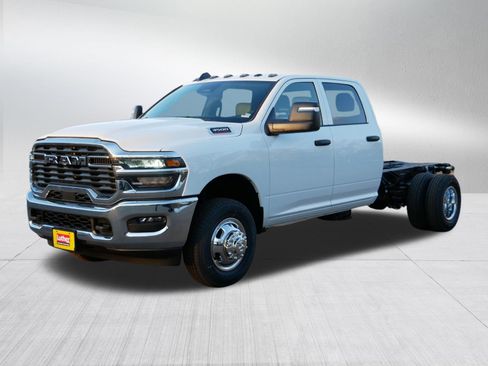New 2026 RAM 3500 Tradesman image 2