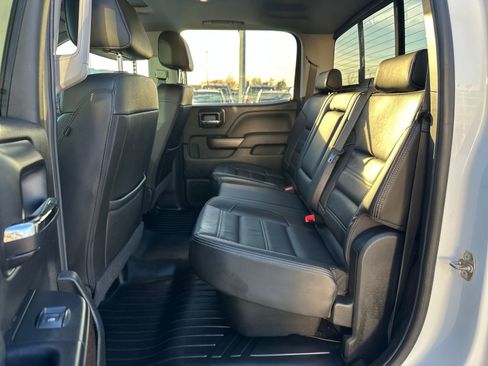 Used 2019 GMC Sierra 3500 Denali w/ Duramax Plus Package image 25