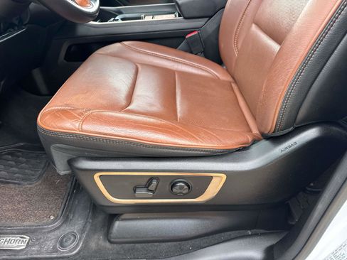 Used 2022 RAM 1500 Limited image 16