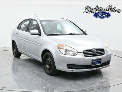 Used 2010 Hyundai Accent GLS w/ Premium Pkg 4