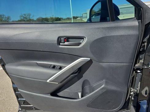 Used 2026 Toyota Corolla Cross SE image 26