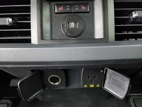 Used 2024 Ford F250 Lariat w/ Chrome Package image 43