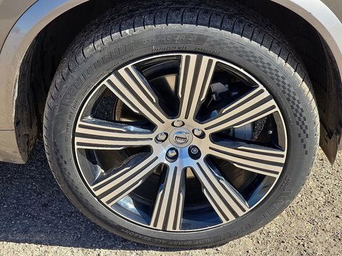 Used 2022 Volvo XC90 T6 Inscription w/ Advanced Package image 12