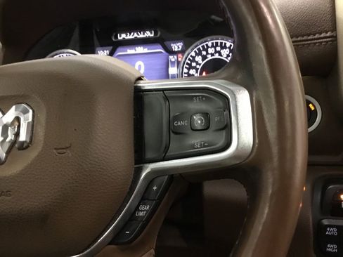 Used 2019 RAM 1500 Laramie image 42