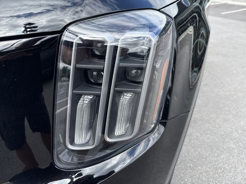 Certified 2024 Kia Telluride S w/ S Sunroof Package AWD/4WD image 15