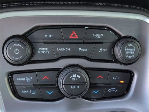 Used 2022 Dodge Challenger R/T Scat Pack w/ Dynamics Package image 15