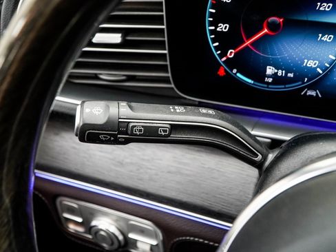 Used 2022 Mercedes-Benz GLS 580 4MATIC image 38