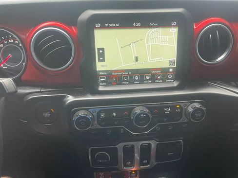 Used 2020 Jeep Wrangler Rubicon AWD/4WD image 16