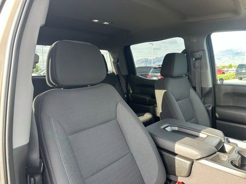 Certified 2023 Chevrolet Silverado 1500 Custom Trail Boss w/ LPO, Dark Essentials Package AWD/4WD image 16