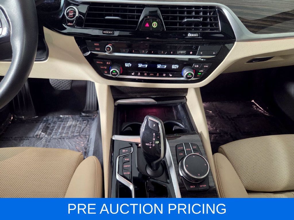Used 2023 BMW 530i w/ Convenience Package RWD image 12