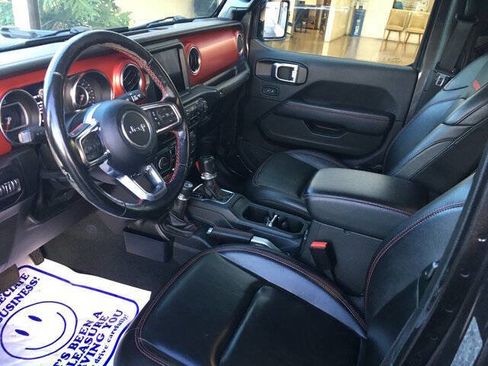 Used 2022 Jeep Gladiator Rubicon w/ LED Lighting Group image 17