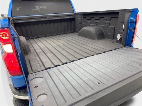 Used 2024 Chevrolet Silverado 1500 LT image 73