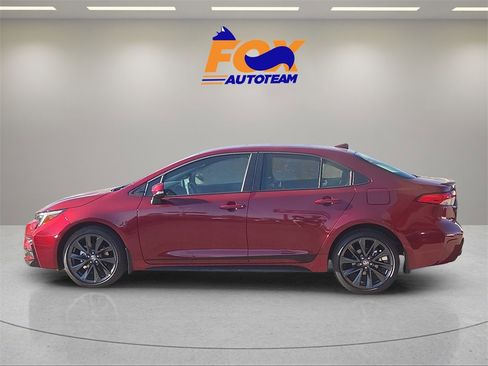 New 2026 Toyota Corolla SE image 2