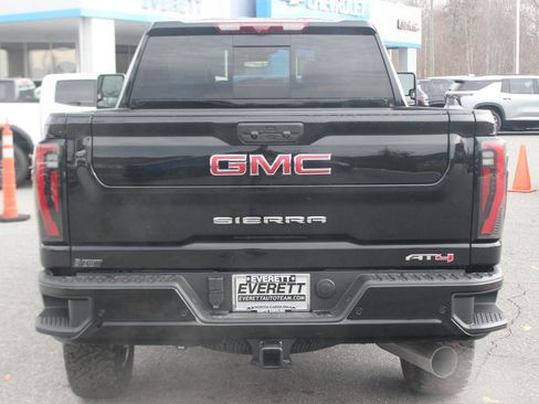 New 2026 GMC Sierra 2500 AT4 w/ AT4 Premium Plus Package image 6