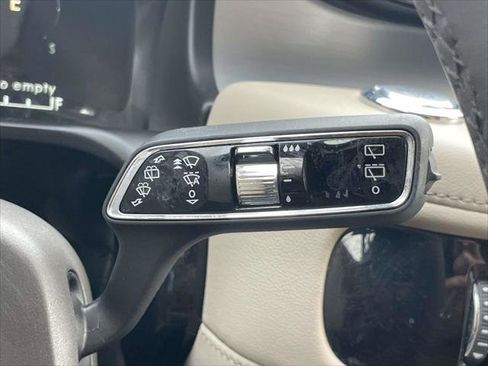 Used 2023 Lincoln Aviator Standard image 21