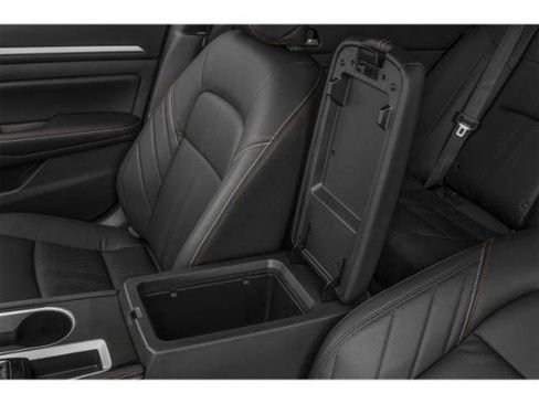 New 2026 Nissan Altima 2.5 SR FWD image 16