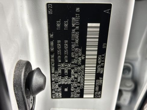 Used 2023 Toyota Highlander XLE image 44