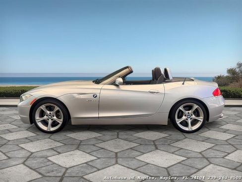Used 2011 BMW Z4 sDrive30i w/ Premium Pkg RWD image 1