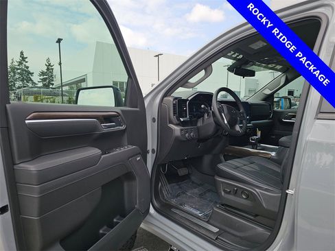 New 2025 Chevrolet Silverado 1500 RST image 22