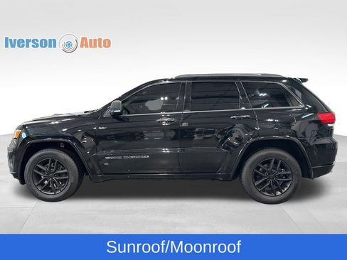 Used 2020 Jeep Grand Cherokee Overland AWD/4WD image 6